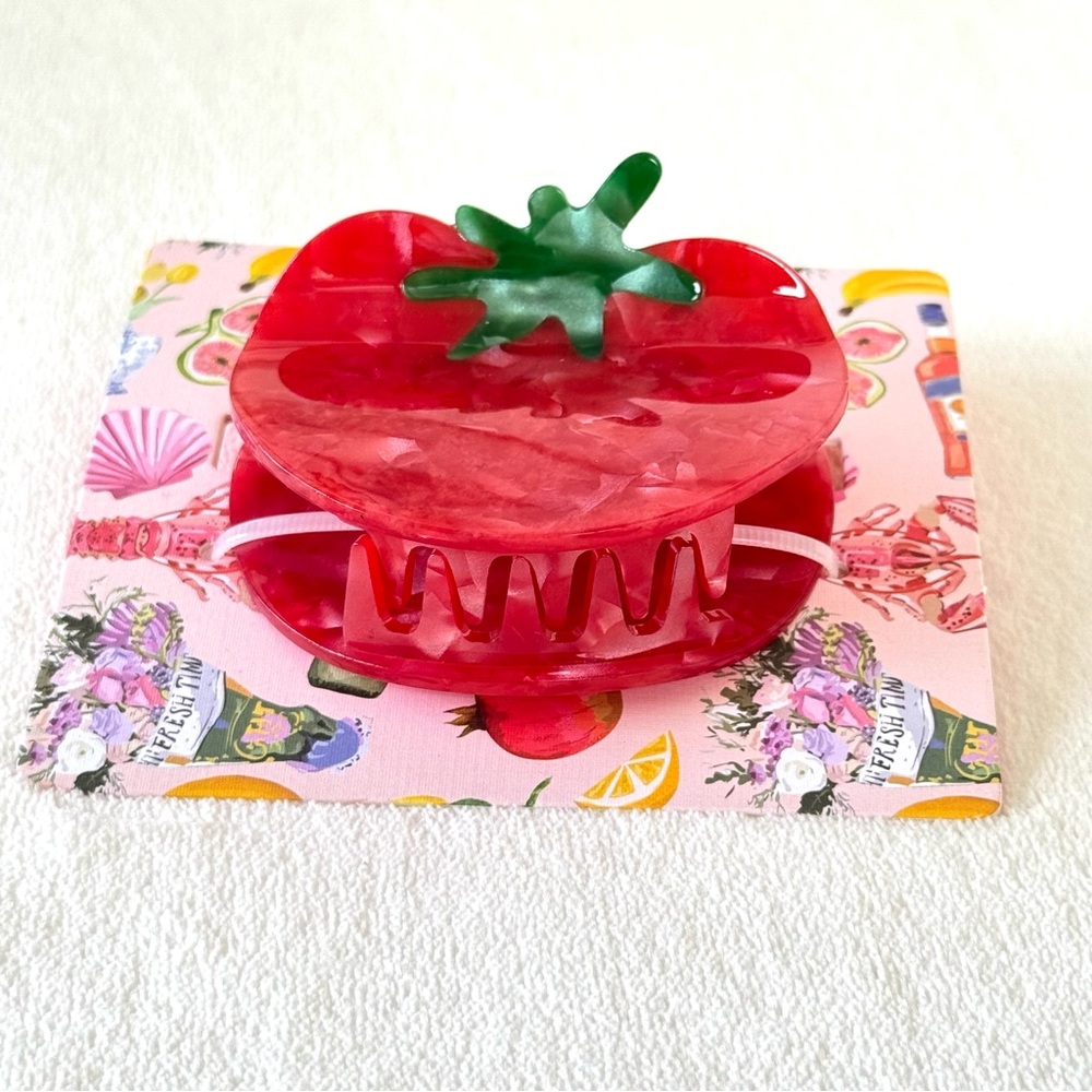 Piper K Red Tomato Hair Claw Clip - Picture 2 of 4